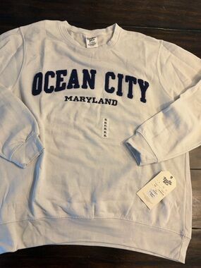 NWT ✨ Ocean City Maryland Crewneck Sweater - Heather silver with Navy Logo xl